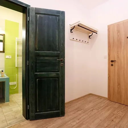 Pod Marianskymi Schody Appartement