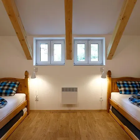 Pod Marianskymi Schody Apartment